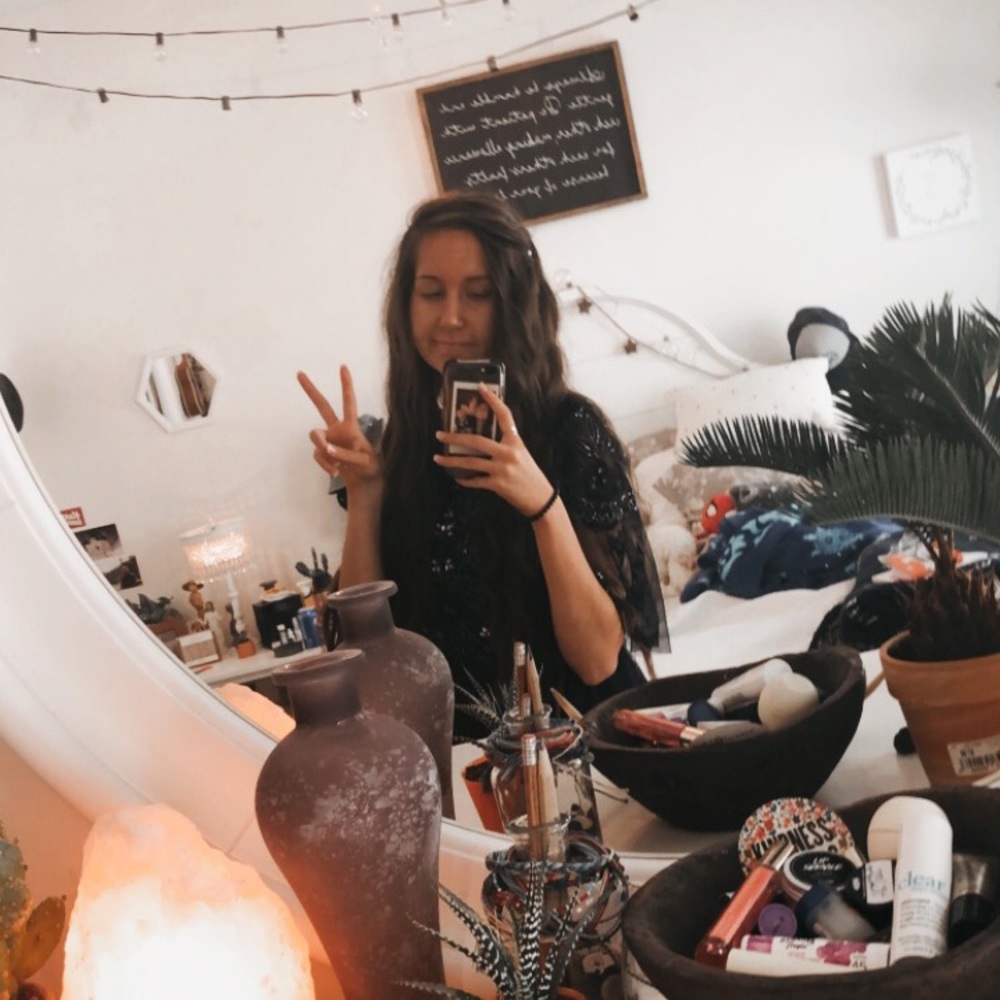 Meet your Posher, Haley